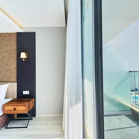 Otel Lavia Lara Antalya