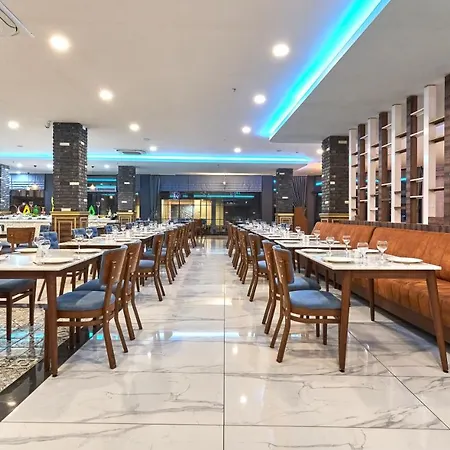 Otel Lavia Lara Antalya