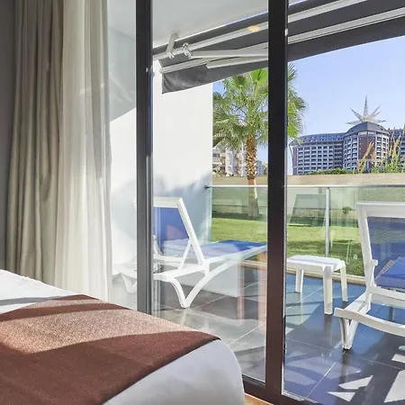 Otel Lavia Lara Antalya