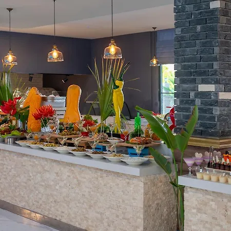 Lavia Lara 5* Antalya