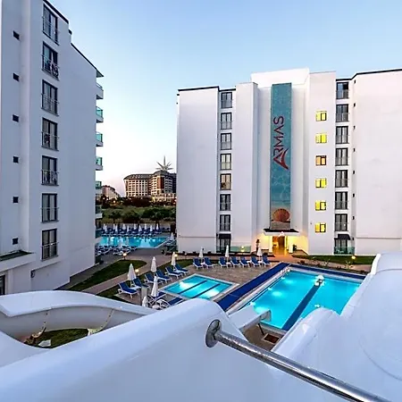 Lavia Lara מלון 5*