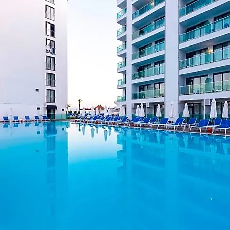 Lavia Lara Hotel
