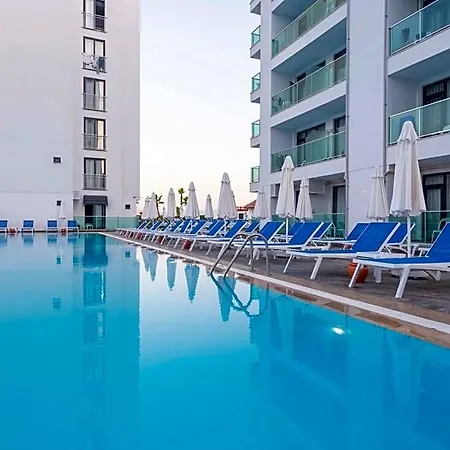 Lavia Lara Hotel