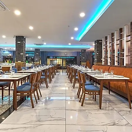 Lavia Lara 5* Antalia