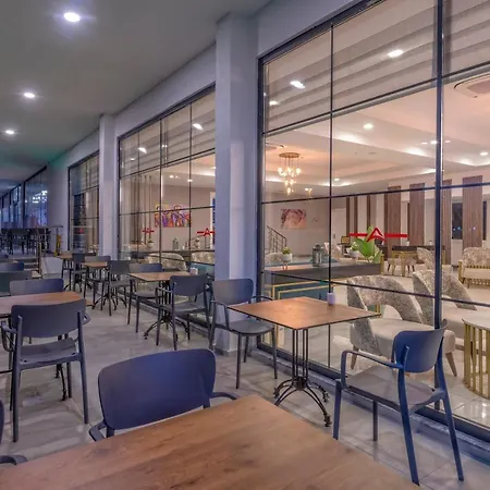 Lavia Lara 5* אנטליה