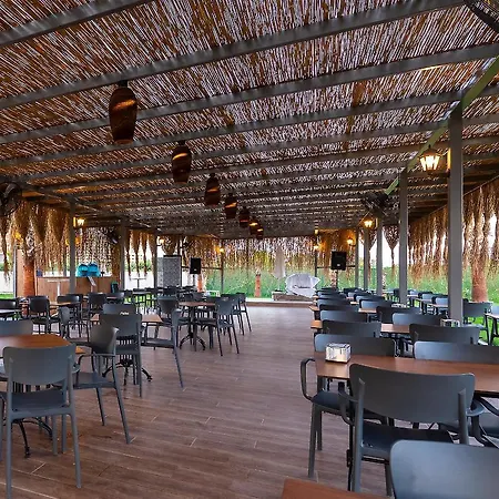 Hotel Lavia Lara Antalya